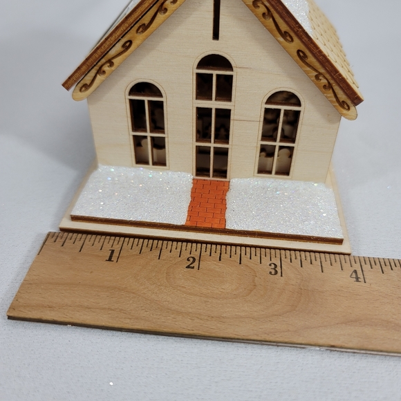 Ginger Cottages Church - Religious Decor - Picture 9 of 16